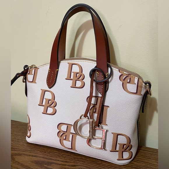 Dooney & Bourke Monogram Ruby - Picture 4 of 10
